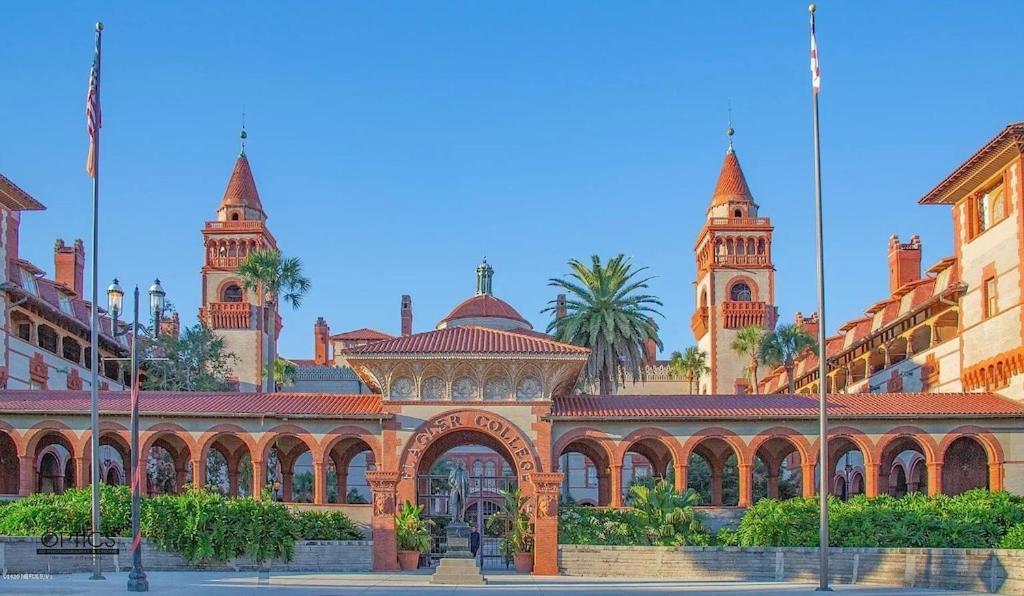 Luxurious Indoor/Outdoor Family Paradise In Downtown St Augustine セント・オーガスティン エクステリア 写真
